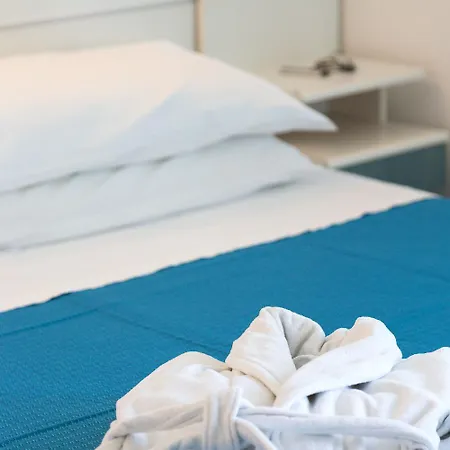 Hotel Taunus - Vista Mare Riccione