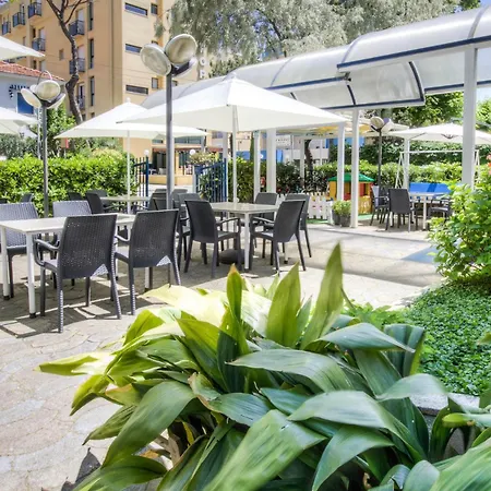 Taunus - Vista Mare Riccione