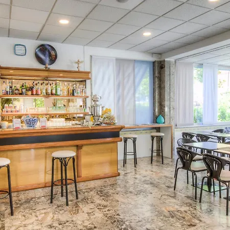 Hotell Taunus - Vista Mare 3*