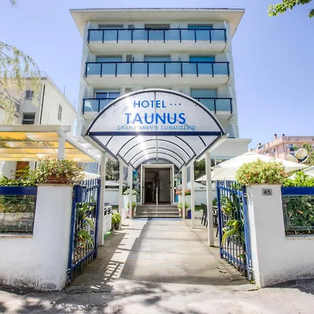 Hotell Taunus - Vista Mare Riccione